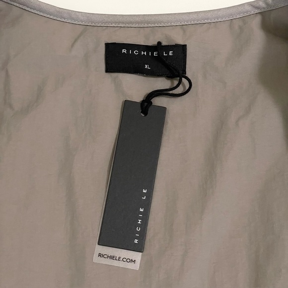 NWT Richie Le Nylon Half Zip Puffy Jacket Chalk Taupe Grey XL - Picture 10 of 12